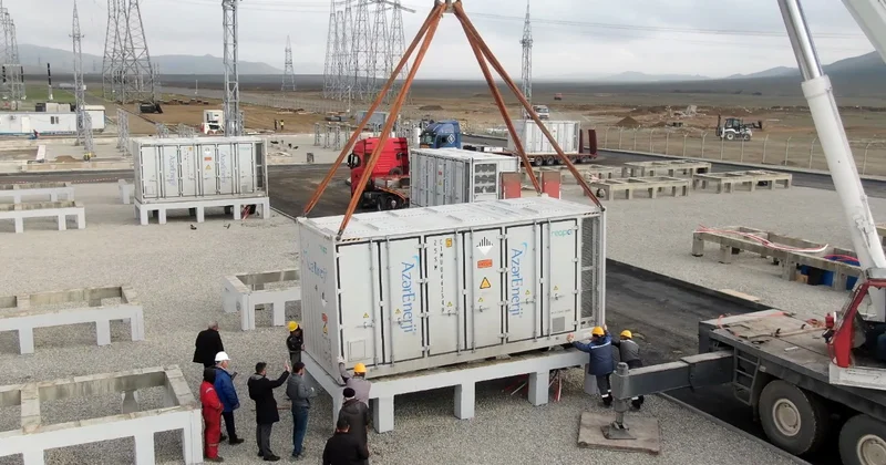 В Азербайджане началась установка крупнейших в СНГ аккумуляторных систем хранения энергии (ФОТО/ВИДЕО)
