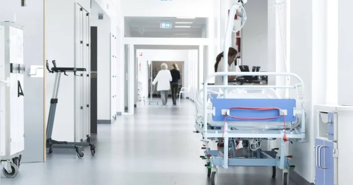 Tanınmış musiqiçi ehtiyatsızlıqdan yıxıldı Xəstəxanada vəfat etdi