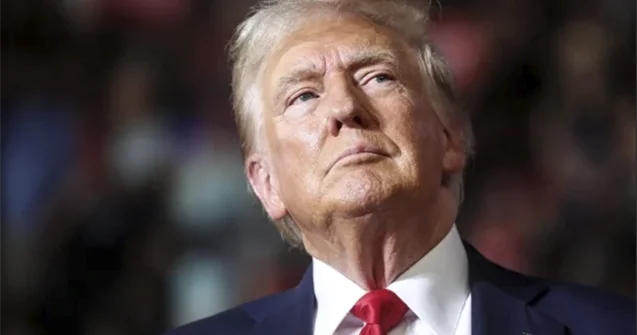 Trampı məhkəməyə verdilər