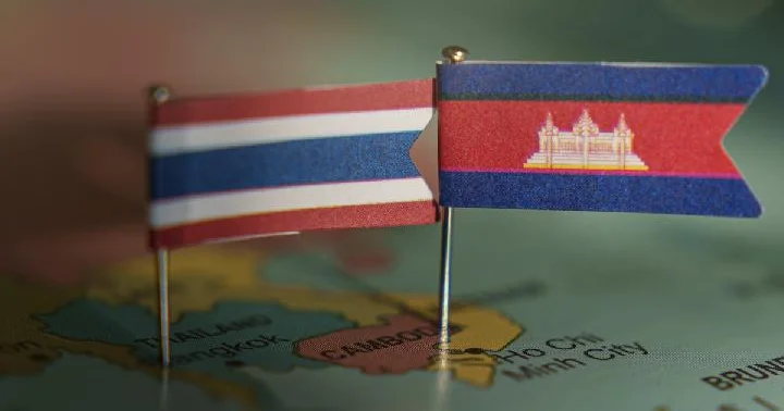 Таиланд прекратил поставки топлива и стратегических грузов в Камбоджу