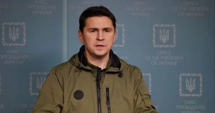 Подоляк раскрыл планы по восстановлению разрушенных объектов Украины