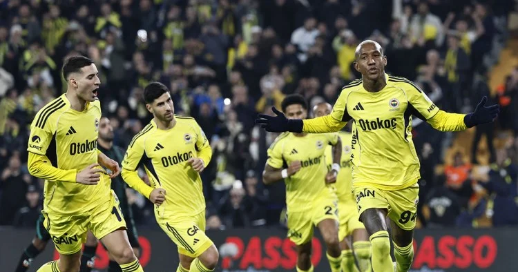 Fənərbaxça dan doğma meydanda darmadağın VİDEO