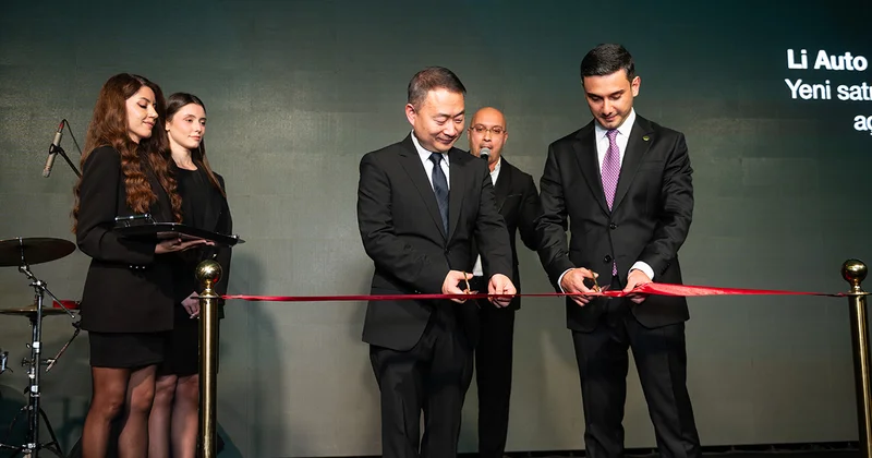 “Li Auto”nun rəsmi satış mərkəzinin yeni binası fəaliyyətə başladı Fotolar