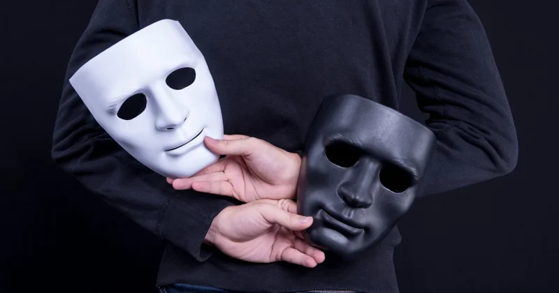 Маски сброшены, но не все Minval Politika