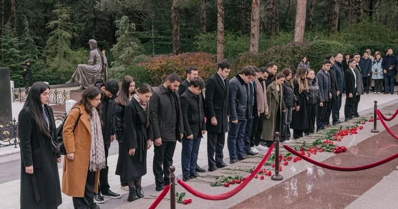 Azərbaycan Respublikası Gənclər Təşkilatları Milli Şurası tərəfindən Ulu Öndər Heydər Əliyevin anım günü qeyd olunub