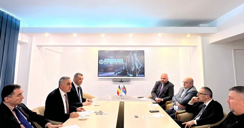 Vəkillər Kollegiyasının rəhbərliyi Rumıniya Vəkillər Kollegiyasının İllik Konfransında iştirak edib