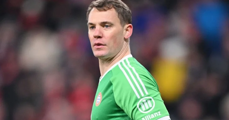 Manuel Noyer zədə səbəbindən qeyri müəyyən müddətə sıradan çıxıb