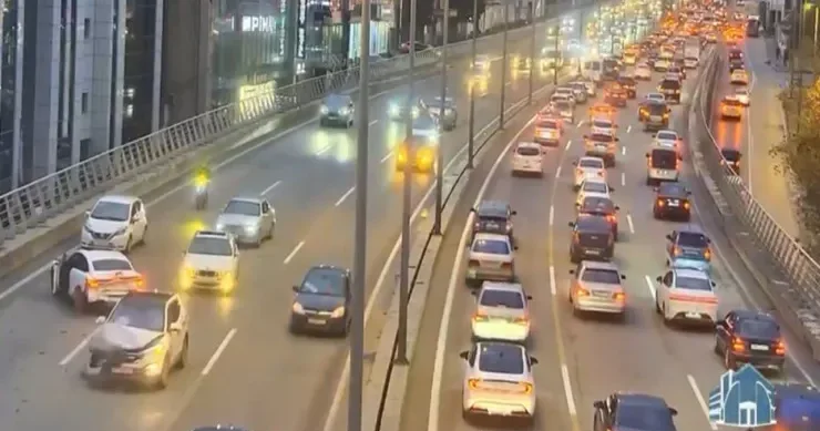 Bakıda toy karvanında TƏHLÜKƏLİ ANLAR: hərəkət iflic oldu VİDEO