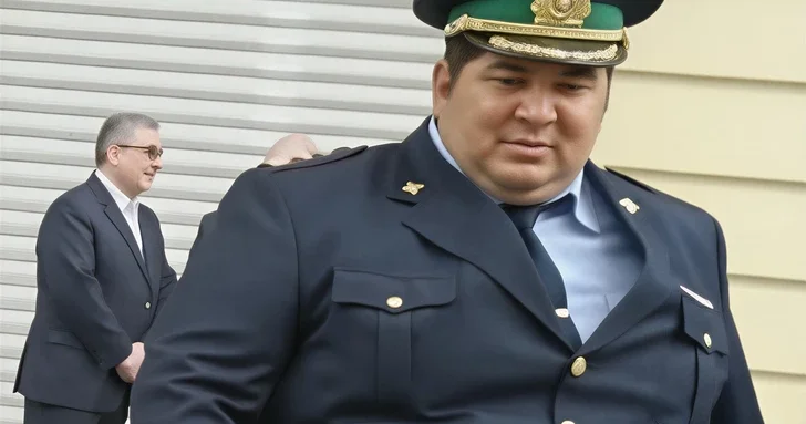 Генерал майор таможенной службы отправлен на пенсию