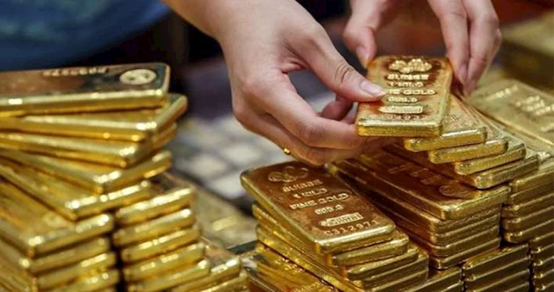 Azərbaycan 10 ayda 23 ölkədən 7,7 milyard manatlıq qızıl alıb