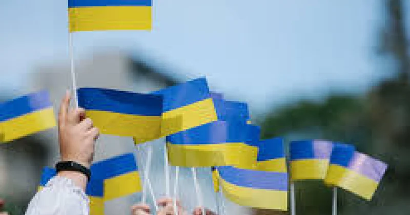 Что думают украинцы о Зеленском, мирном плане и окончании войны соцопрос