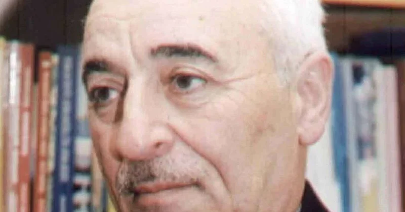 "Rus gəmisində intihar": gözlənilməz epizodlarla dolu əsər... Hafiz Rüstəmin yazısı