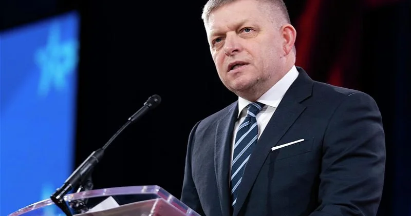 Slovakiya Baş naziri Ukraynanı “milyardları udan qara dəlik”lə müqayisə etdi