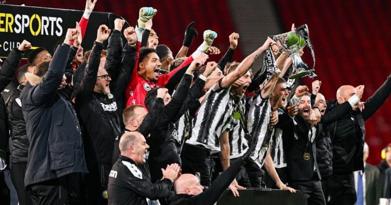 Qəsəbə klubu Liqa Kubokunu qazandı