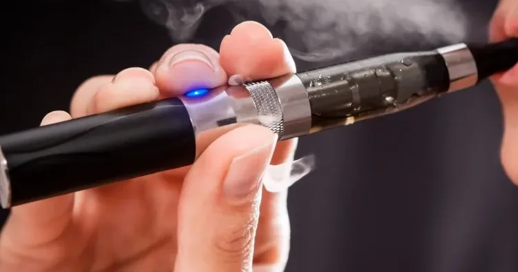 Elektron siqaretlərin satışı qadağan edilməlidir Pulmonoloqdan ÇAĞIRIŞ