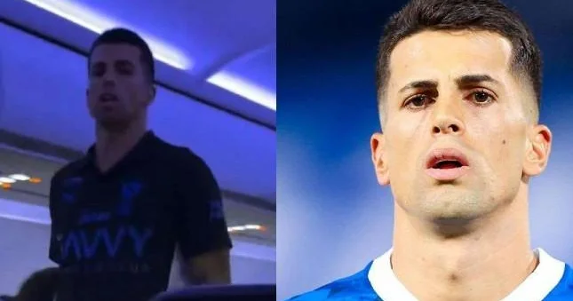 Tanınmış futbolçu təyyarədə kobudluq etdi Video