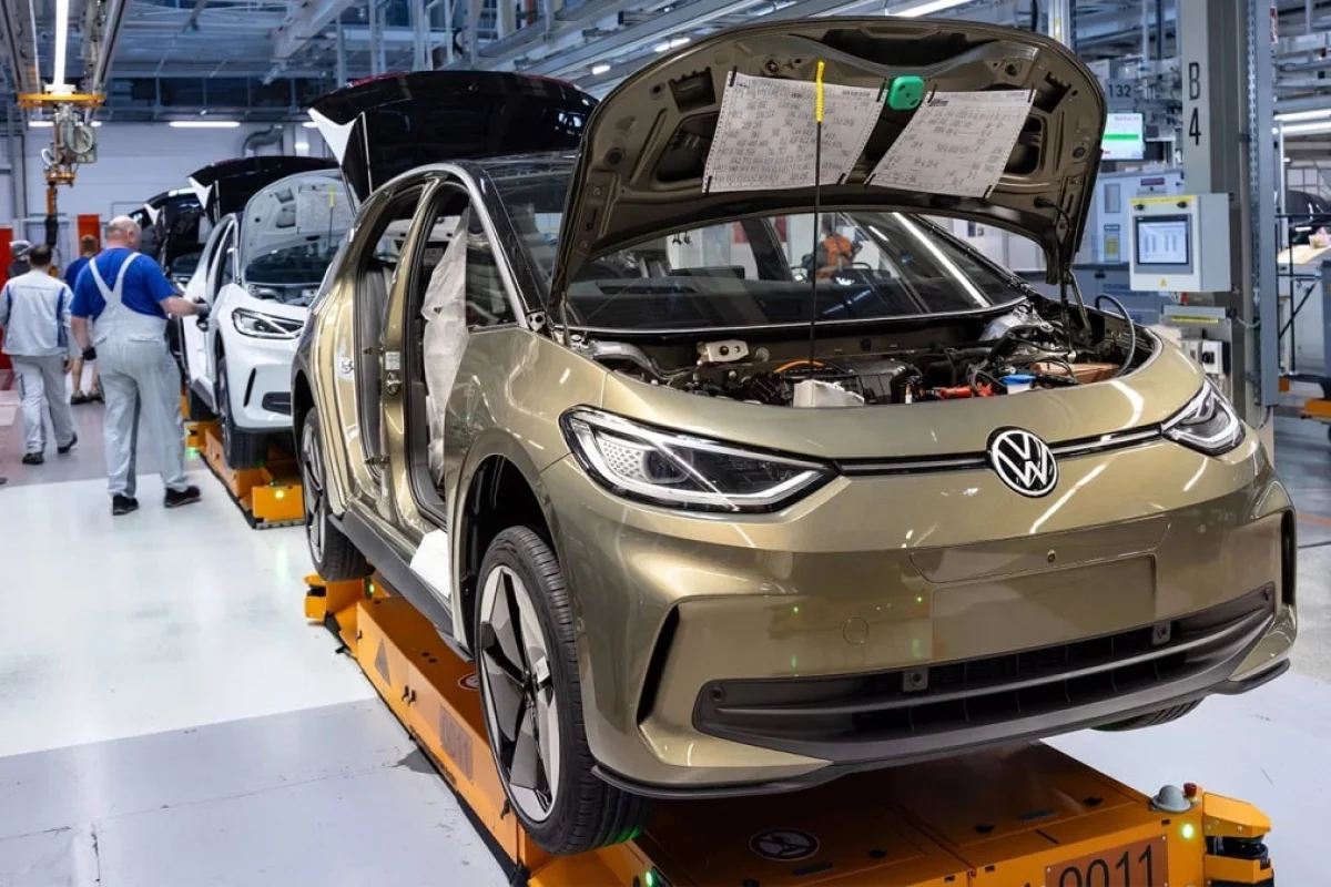 Китайцы хотят купить заводы Volkswagen в Германии Haqqin