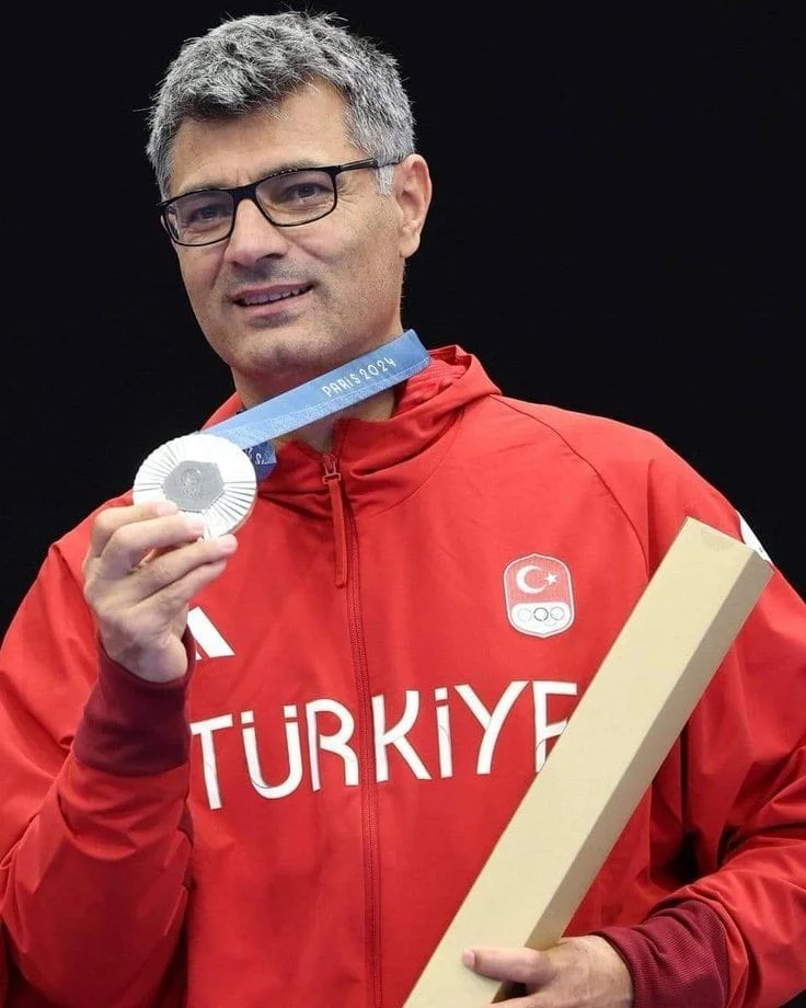 Türkiyəli olimpiya medalçısı ilə bağlı şok iddia