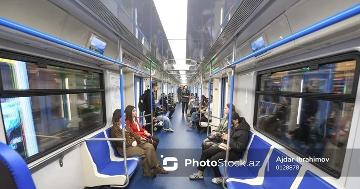 Нужно ли платить за ручную кладь в бакинском метро? Официальный ответ