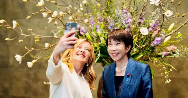 Baş nazirdən Meloniyə ad günü tortu VİDEO