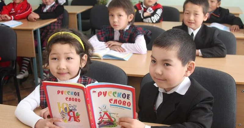 Daha bir türk dövləti rus dilindən uzaqlaşır