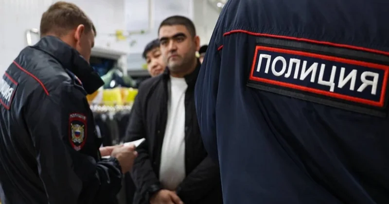 Vedomosti : Miqrantların qovulması Rusiyaya baha başa gələcək