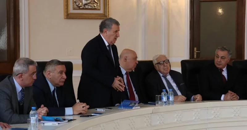 Anarın Gəl qoşulaq durnalara kitabı təqdim olunub