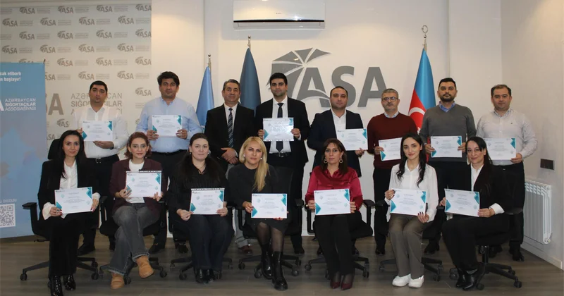 Sığortaçılara fiziki məhdudiyyətli şəxslərlə davranış qaydalarına həsr olunmuş təlim keçilib