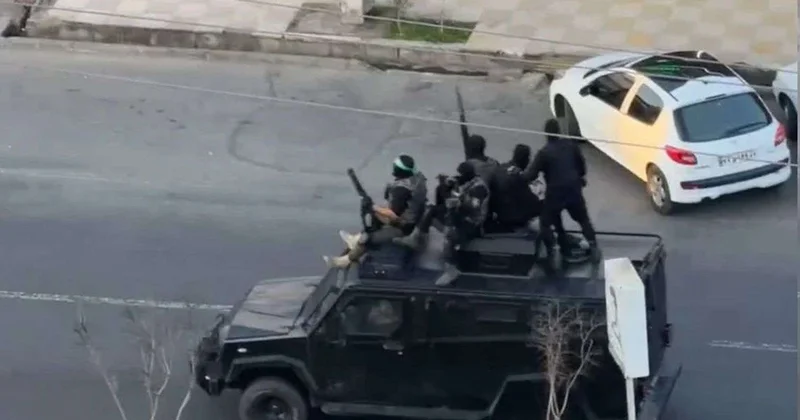 Yaxın Şərq terrorçuları İran küçələrində FOTO