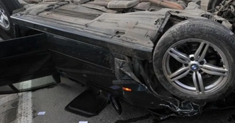 В Гёранбое автомобиль опрокинулся на обочину есть пострадавшие