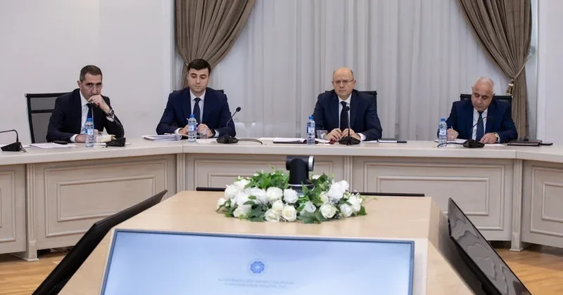 Pərviz Şahbazov Bakı və Sumqayıtdan olan vətəndaşları qəbul edib