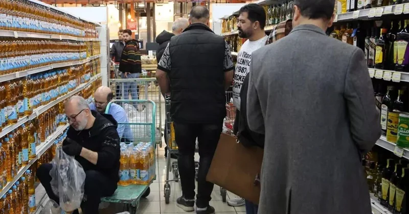 İranda insanlar kuponla alış veriş etməyə başladı FOTO