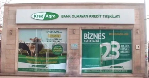Vətəndaşa 90 faizlə kredit veriblər Birə üç almaq istəyirlər
