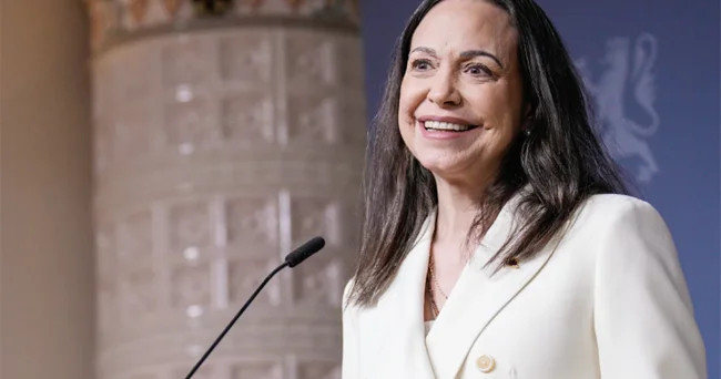 Tramp Nobel Sülh Mükafatını Venesuela müxalifət liderindən qəbul edib