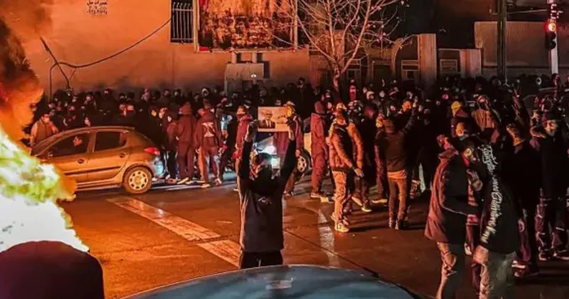 İranda 3 min etirazçı saxlanılıb KİV