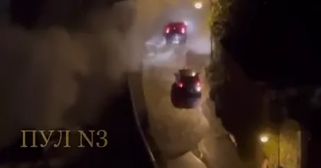 Штормовые волны парализовали автодвижение в Италии ВИДЕО