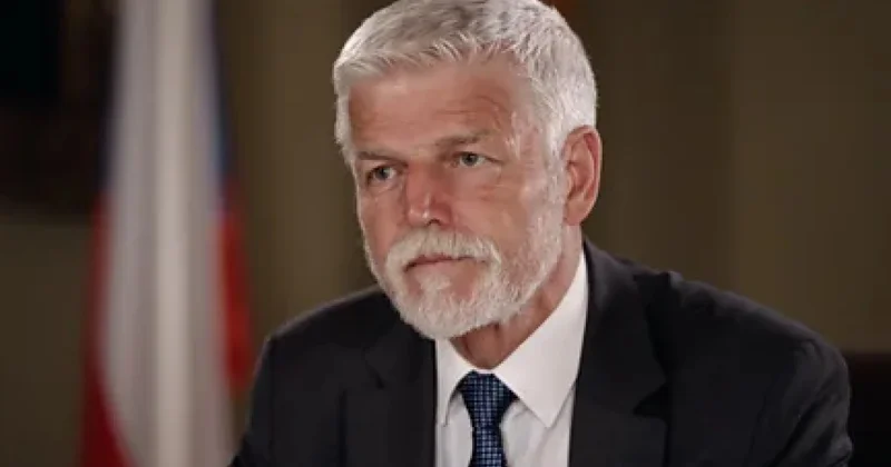 Президент Чехии предупредил: Украина должна пойти на уступки