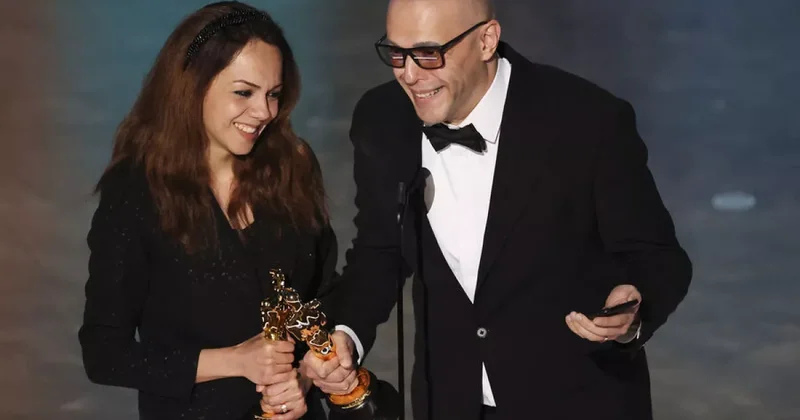 Иранцы лауреаты Оскара призвали США к военному вмешательству против Ирана