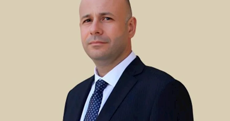 Prezidentin təyin etdiyi sədr kimdir? − Dosye