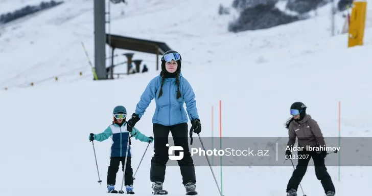 Дорого дома, дешево за границей: куда отправляются азербайджанцы этой зимой?