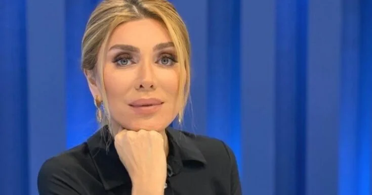 Xoşqədəm stilistə ƏSƏBİLƏŞDİ: Özü tənqid olundu VİDEO