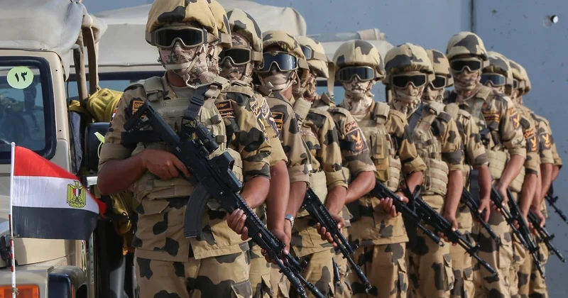 СМИ: Египет перебросил контингент в Сомали из за ситуации вокруг Сомалиленда