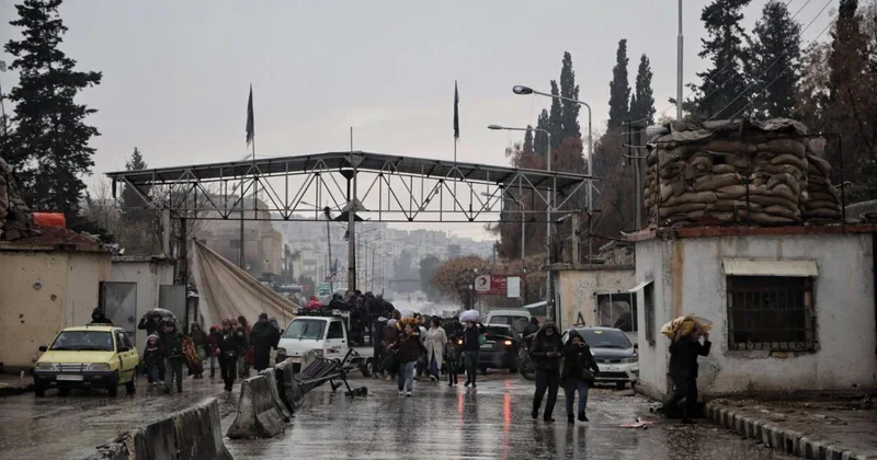 İranda köç başladı Türkiyə sərhədi insan seli ilə qarşı qarşıya FOTO/VİDEO