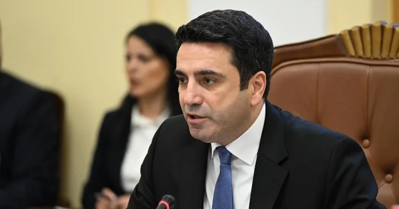 Simonyan Türkiyənin Ermənistanın daxili işlərinə müdaxiləsi ilə bağlı ittihamları rədd edir