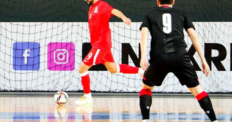 Danimarka ilə oyun ərəfəsində millinin heyətində dəyişiklik