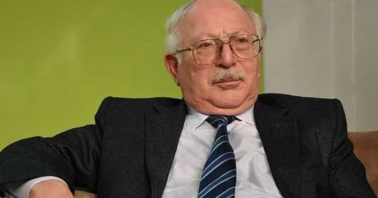 Təvəkkül Səlimov: “Kişilər görüşəndə bir birilərini öpürlər, ayıbdır”