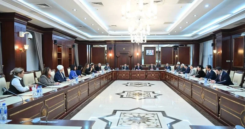 Qırğızıstan nümayəndə heyəti Milli Məclisdə qəbul olunub