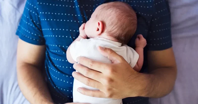 Мужчинам в Азербайджане предоставят оплачиваемый отпуск при рождении ребенка