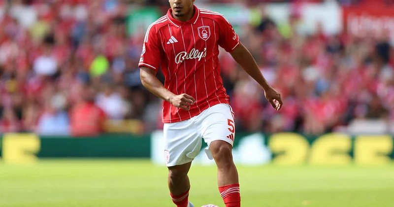 Notingem Forest in müdafiəçisi klubunu dəyişə bilər