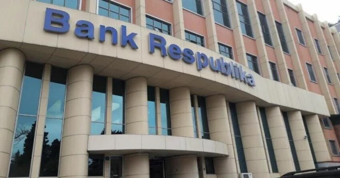 “Bank Respublika”da əhalinin əmanətləri kəskin azaldı